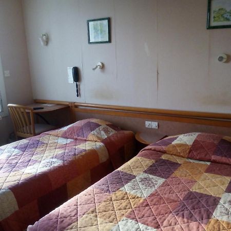 Hotel De La Gare คลีซ์ซง ภายนอก รูปภาพ