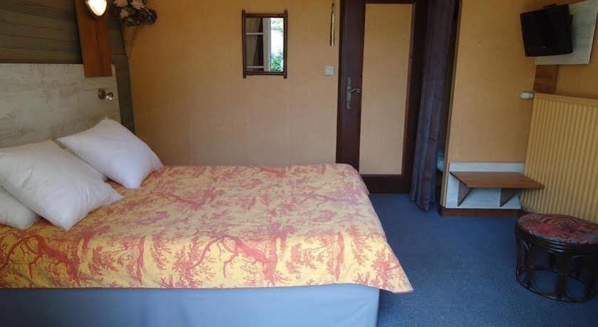 Hotel De La Gare คลีซ์ซง ภายนอก รูปภาพ
