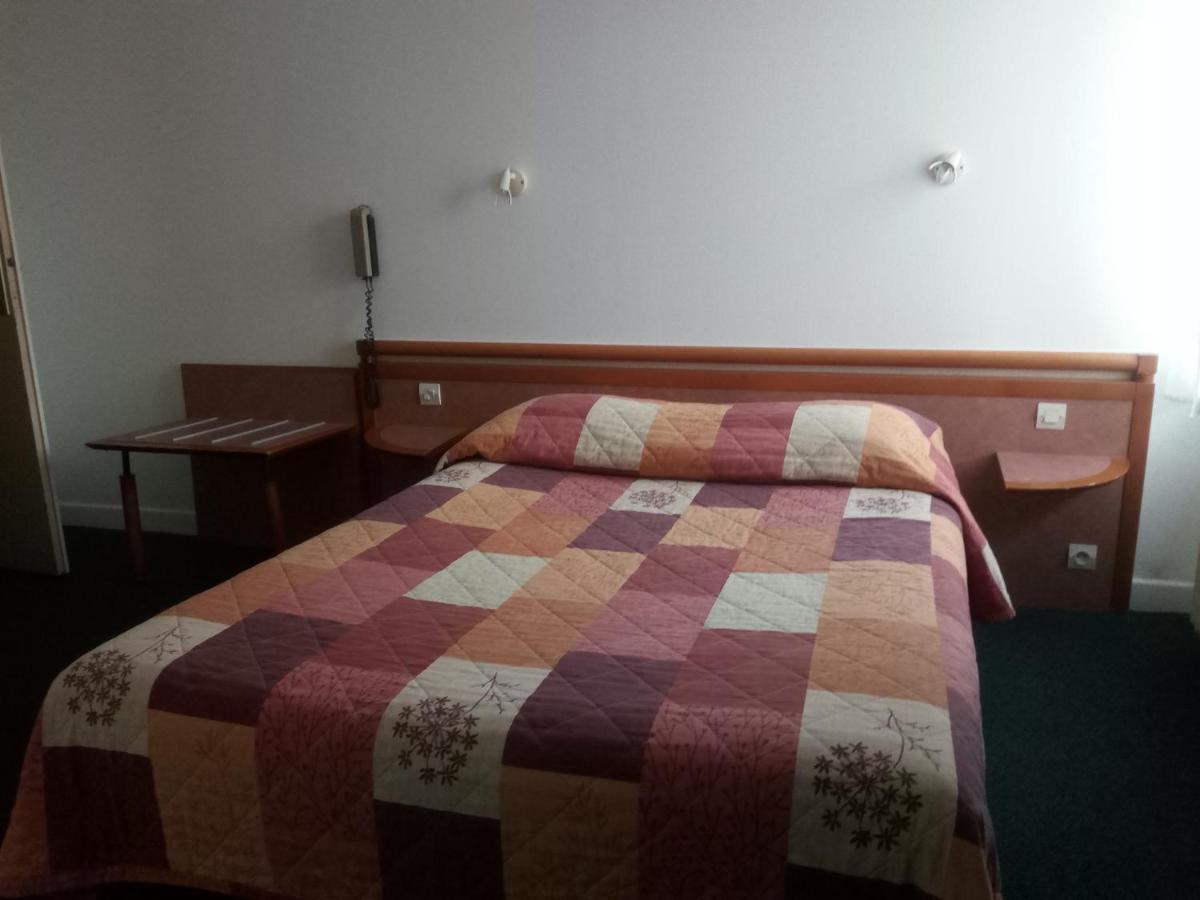 Hotel De La Gare คลีซ์ซง ภายนอก รูปภาพ